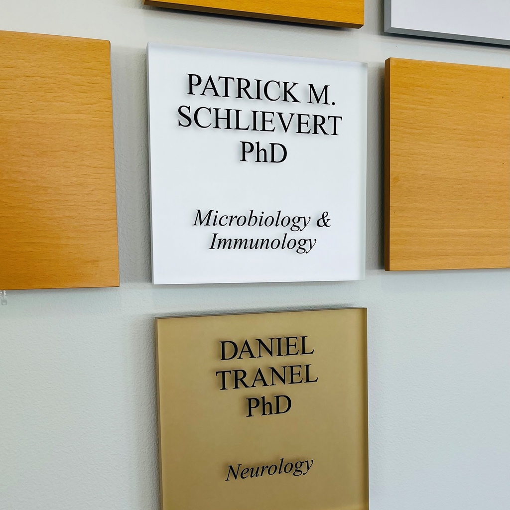 Dan Plaque