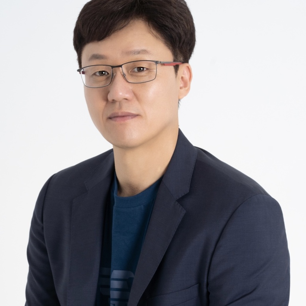 Jong Kim